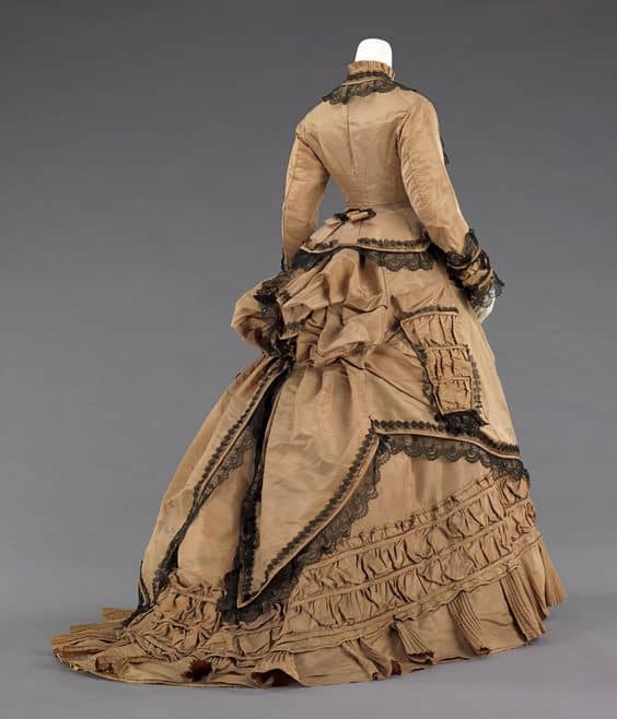 Victorian undergarments. Chemise, bustle cage, petticoat, corset